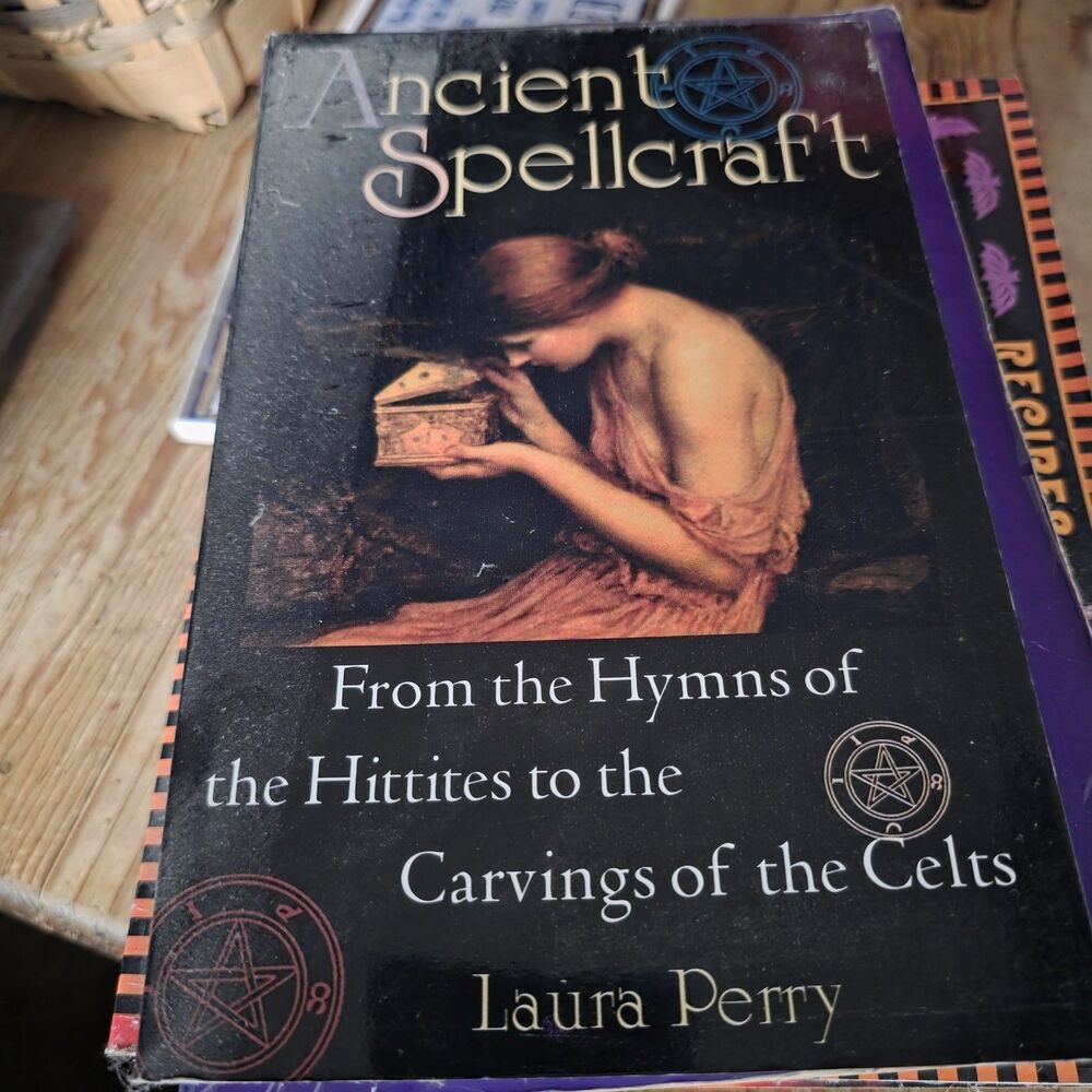 Ancient Spellcraft Laura Perry Wicca & Paganism Witchcraft Spells Book